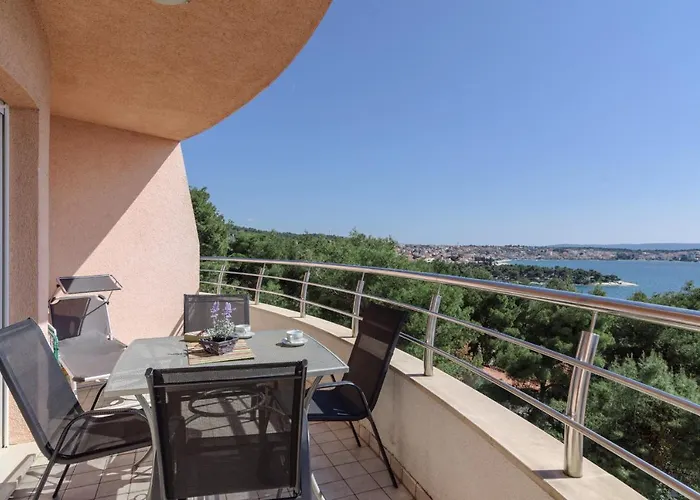 Marijana * Τρογκίρ