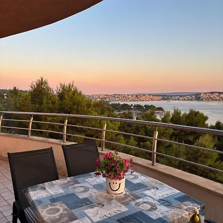 Апартаменты Marijana Трогир